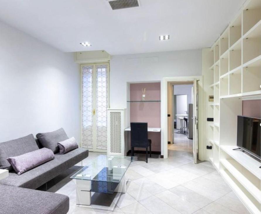 Luxury Home 100 Mq A Stone'S Throw From The Duomo Milan Exterior photo