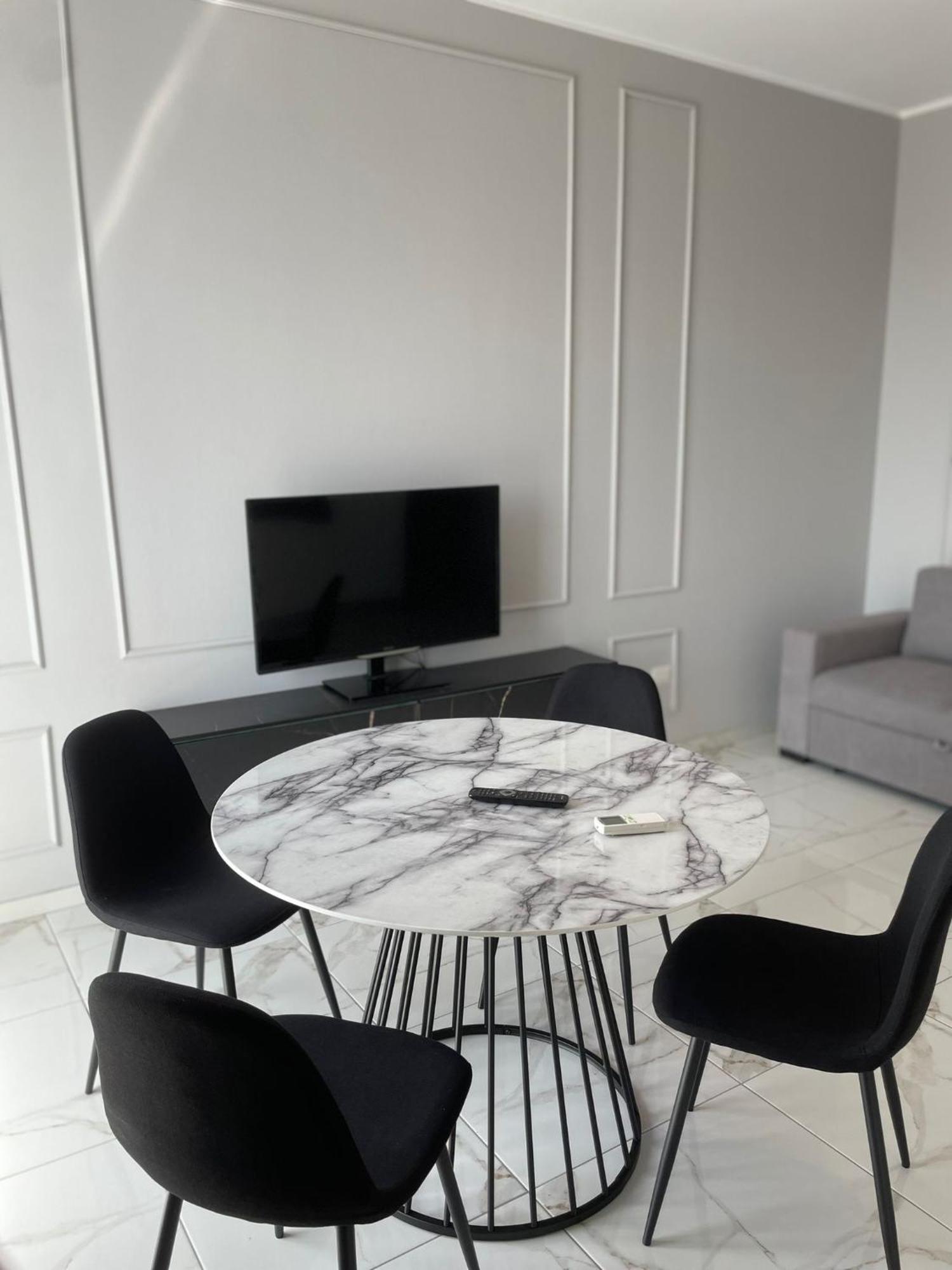 Luxury Home 100 Mq A Stone'S Throw From The Duomo Milan Exterior photo